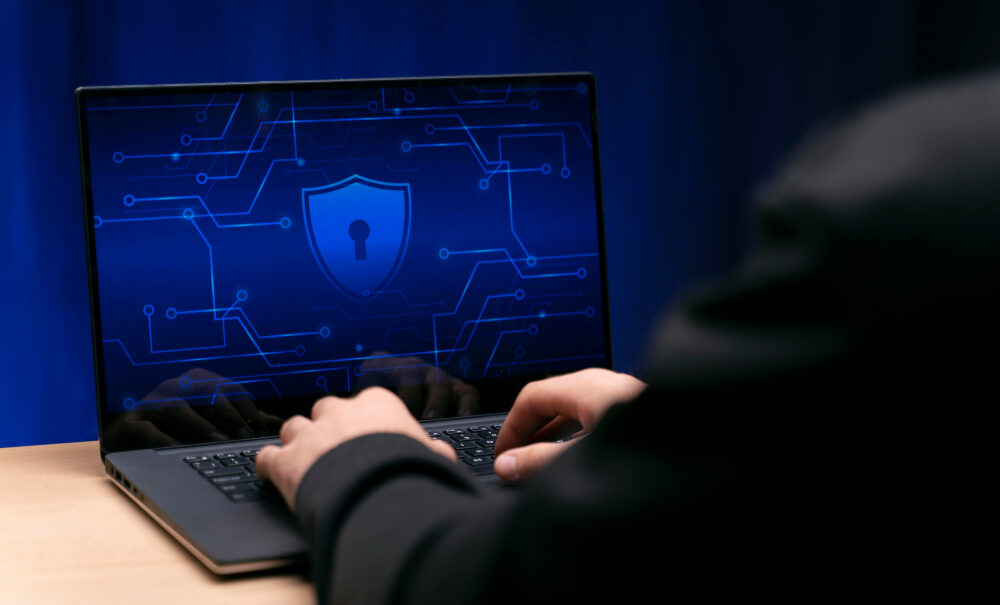 Cyber ransomware dapat sangat berbahaya jika tidak ditangani dengan segera. (sumber: Freepik)