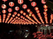 Jajaran Lampion Melintang