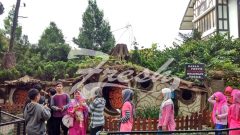 Atusiasme pengujung pada masa liburan sebelum bulan suci ramadhan di Fram House Lembang Bandung (Ulfah Choirun Nissa/Suaka)