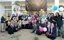 Perayaan sejumlah mahasiswa yang telah dinyatakan lulus dalam sidang (Dok.Suaka)